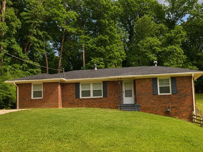 Building Photo - 2928 Belleau Ln SE