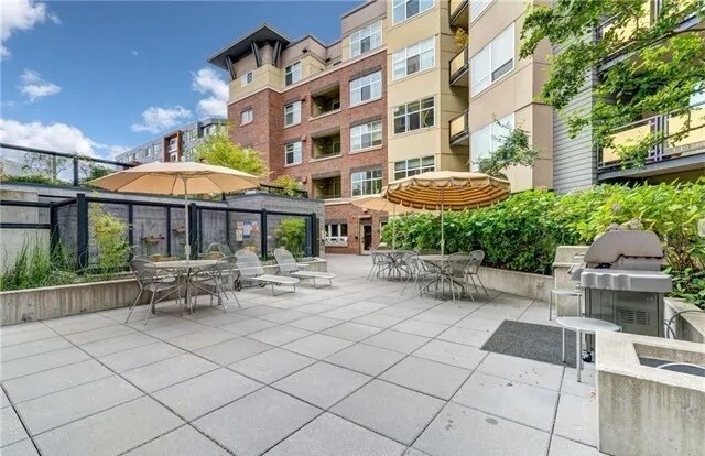 Building Photo - 5440 Leary Ave NW