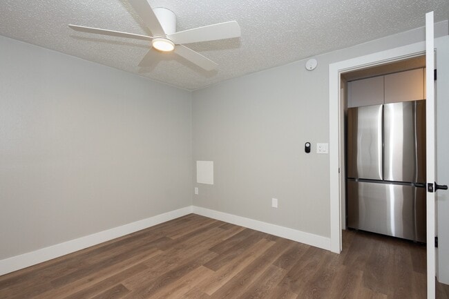 Interior Photo - 1341 Cook