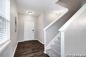 Foto del edificio - 7087 Capeshaw