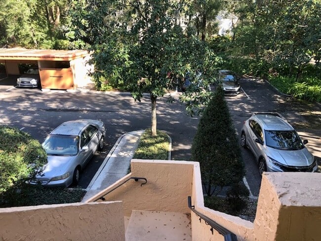 Foto del edificio - Available for move in February 2026!! Nice corner 2bed/2bath condo on 2nd floor with a spacious b...