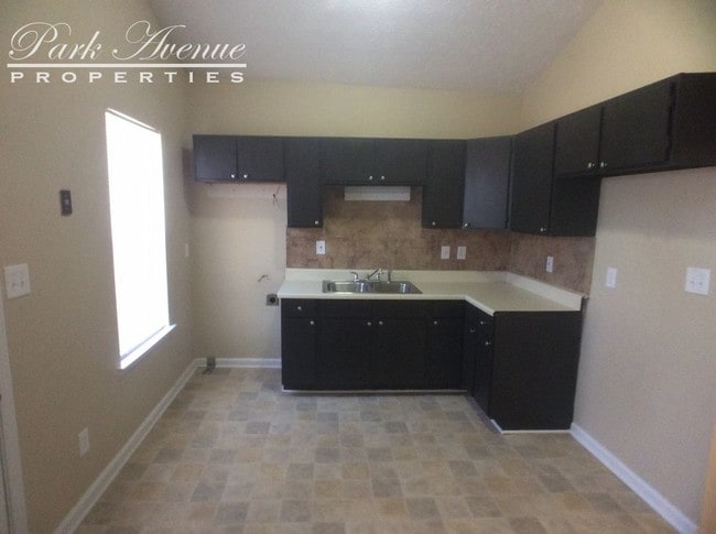 Building Photo - 3595 Stonewall Tell Rd