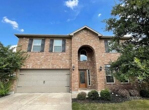 Building Photo - 1700 Medina Ln