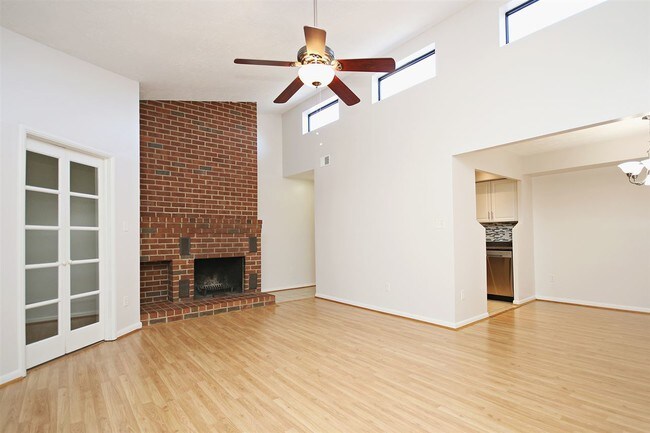 Foto del edificio - 116 Turtle Creek Rd