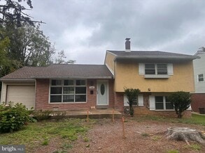 Building Photo - 2720 Haverford Rd