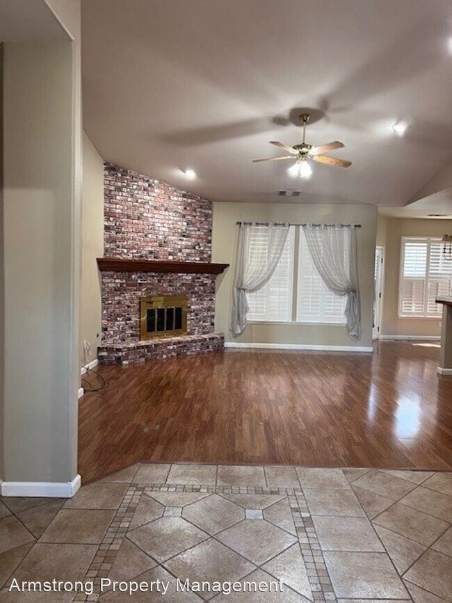 Foto del edificio - 4 br, 2 bath House - 2818 S. Atwood Ct.