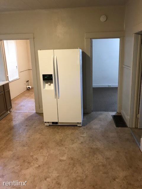 Building Photo - 2 br, 1 bath  - 211 Mason Ave Apt 1