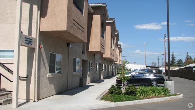 Edificio - Sequoia Apartments