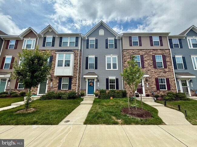 Building Photo - 70 Caswell Dr