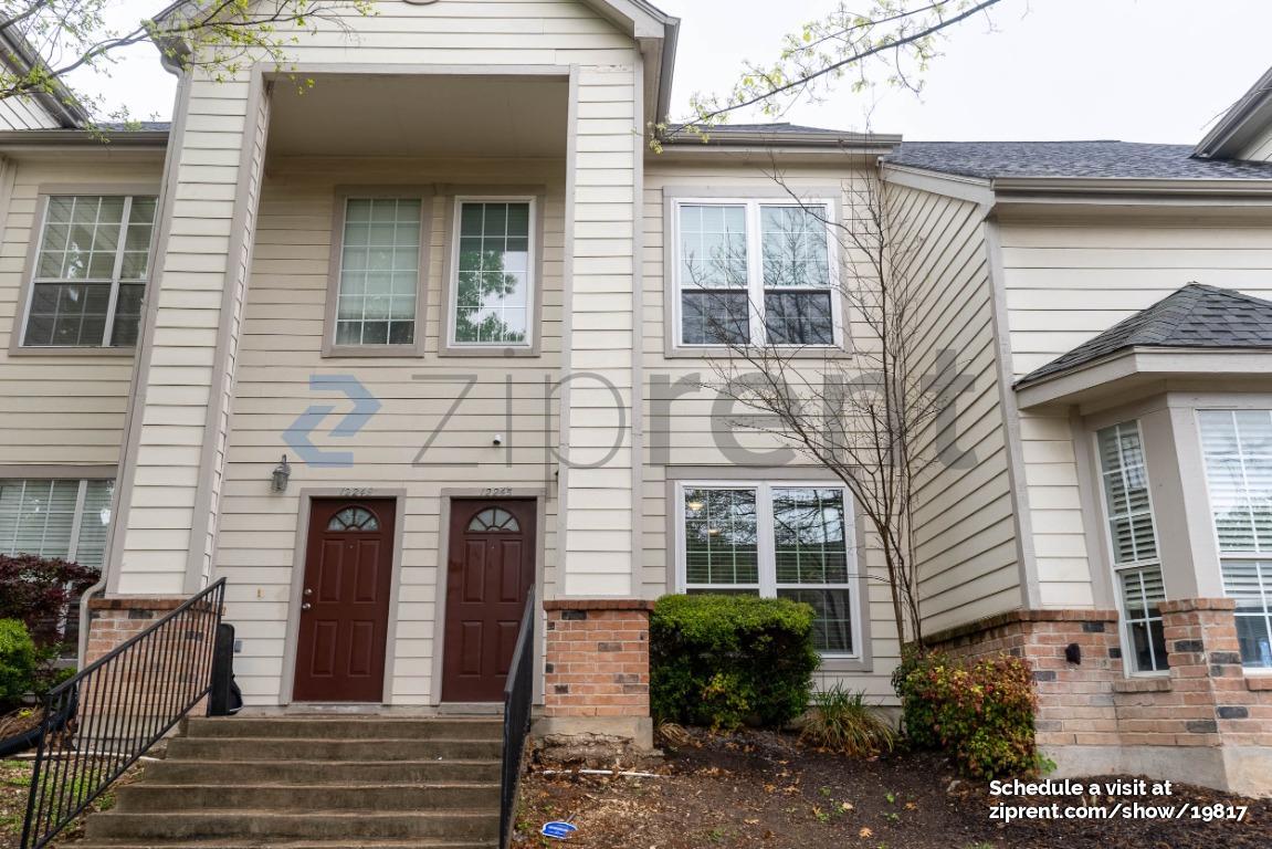 Foto principal - 12245 Abbey Glen Ln