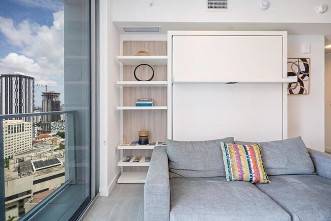 Foto del edificio - 227 NE 2nd St