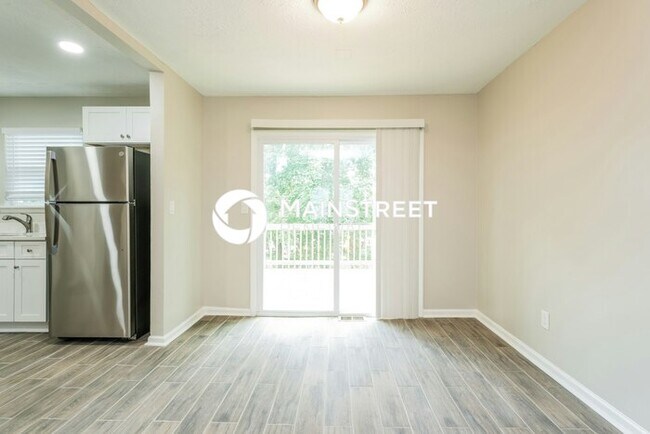 Foto del edificio - 4 Bedroom Pet-Friendly Home in COVINGTON, GA with Main Street Renewal
