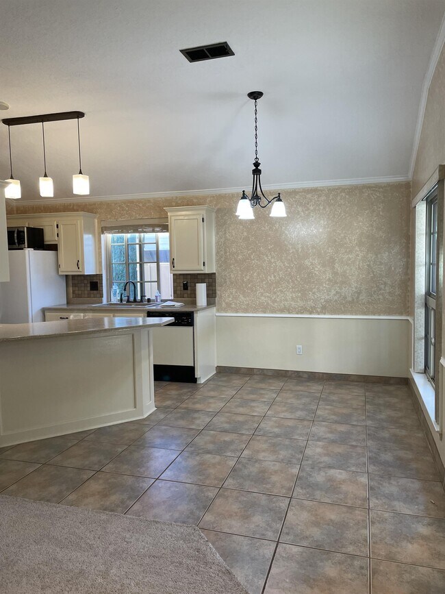 Building Photo - 5008 Ginger Ct NW