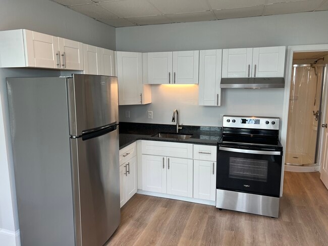 Photo - 34 Birch St Apartment