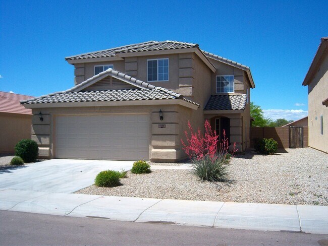Foto del edificio - COMING SOON!! 4 BED 3 BATH, 2 CAR GARAGE IN SAN TAN VALLEY