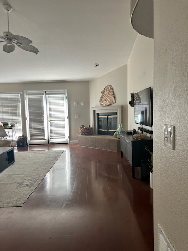 Foto del edificio - 16464 Avenida Venusto