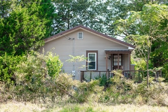 Building Photo - 521 W Agency St