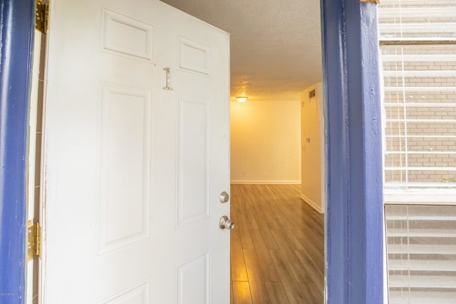 Foto del edificio - 2883 Post St