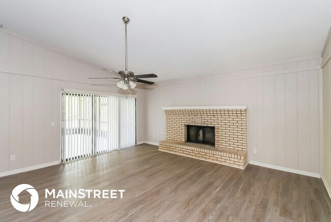 Foto del edificio - 13025 Bent Pine Ct E