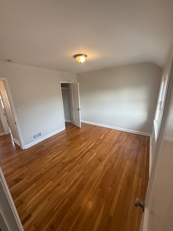 Foto del edificio - 5512 Northwood Dr