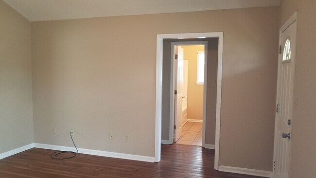 Building Photo - Beautiful Home in Valdosta, Ga!