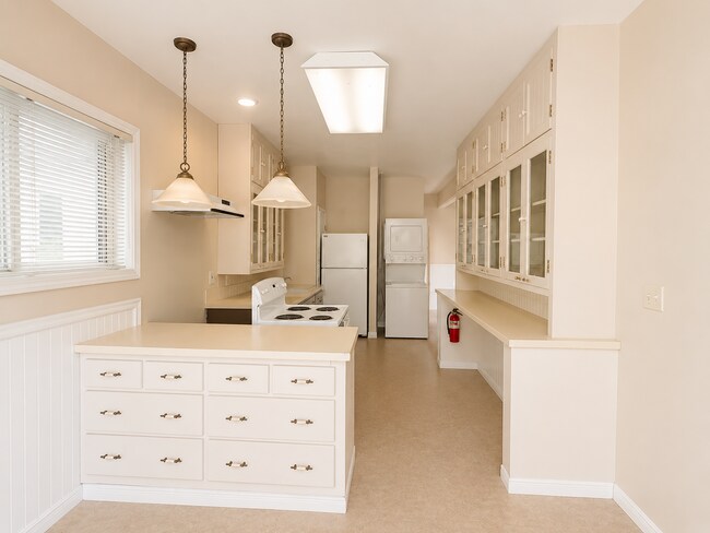 Foto del edificio - 9314 N Mountain View Ln
