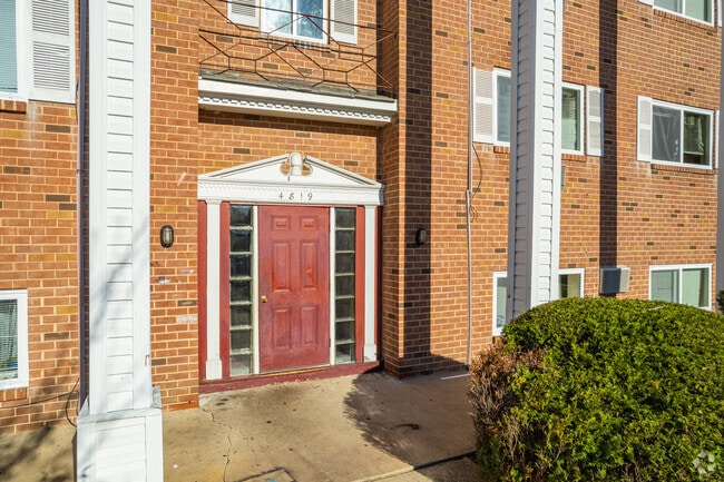 Entrance - Midway Park Apartments