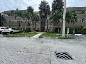 Building Photo - 8315 SW 72nd Ave