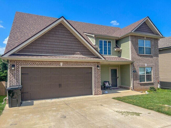 Building Photo - Move-In Specials Available! Must See-Stunning 5-Bedroom Home in 37043!!