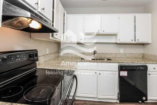 Foto del edificio - 5044 Wellborn Dr
