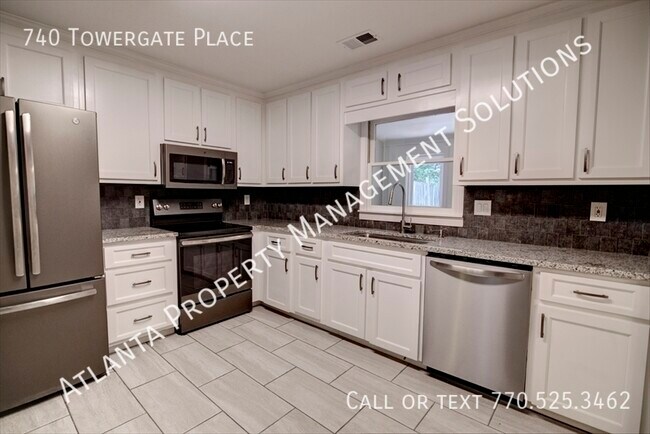 Building Photo - 740 Towergate Pl