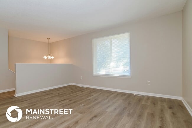 Foto del edificio - 1306 Queens Ct