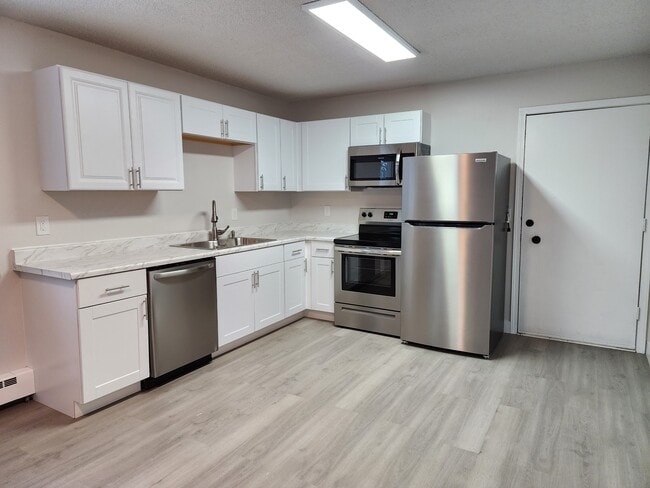 Foto del edificio - 401 E 8th Ave