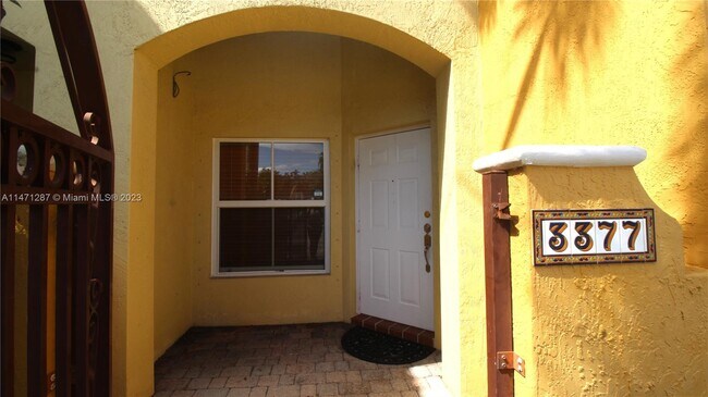 Building Photo - 3377 Merrick Ln