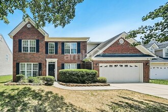 Building Photo - 10116 Hawkeye Dr