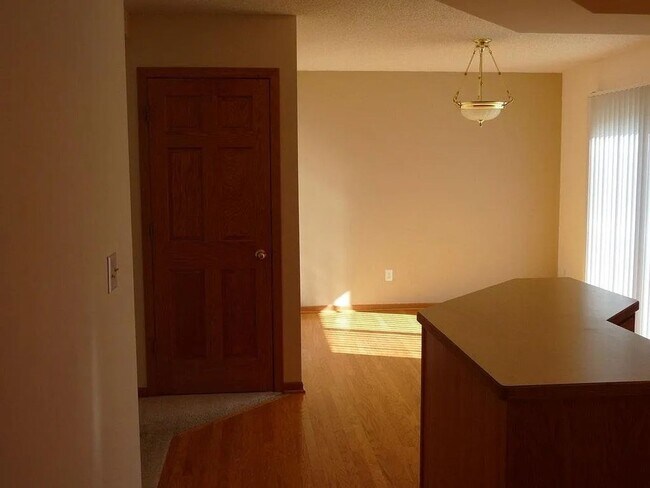 Building Photo - 29653 North Ct