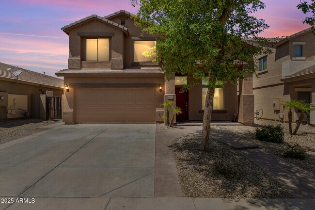 Foto del edificio - 18134 W Mission Ln