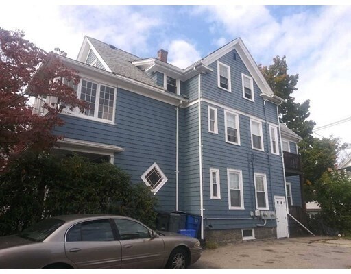 Building Photo - 42 Saville Ave