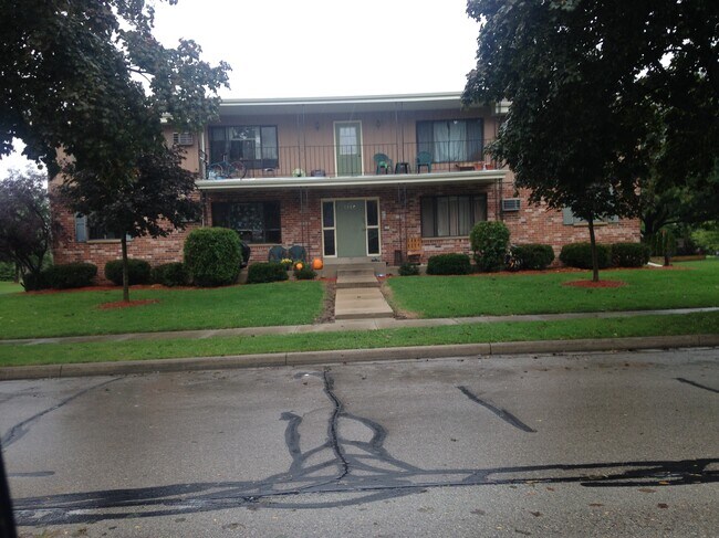 Building Photo - 1120 Fleetfoot Dr