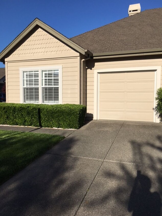 Foto principal - **Beautiful 55+ Home**