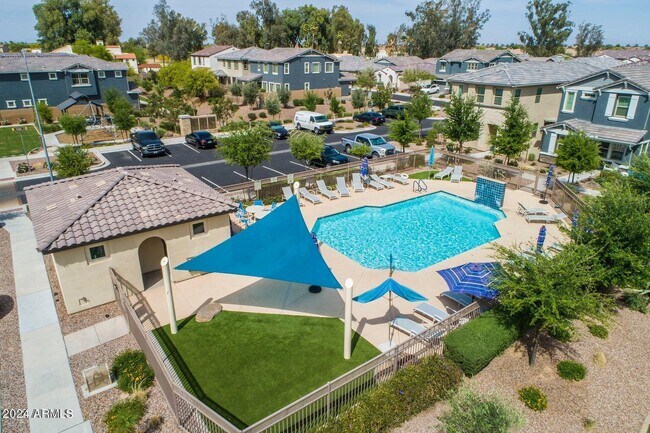 Building Photo - 4582 S Montana Dr
