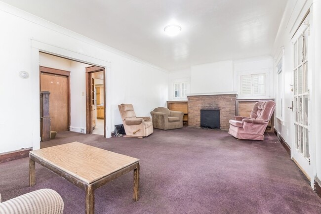 Building Photo - Available for Reservation MAY 2026