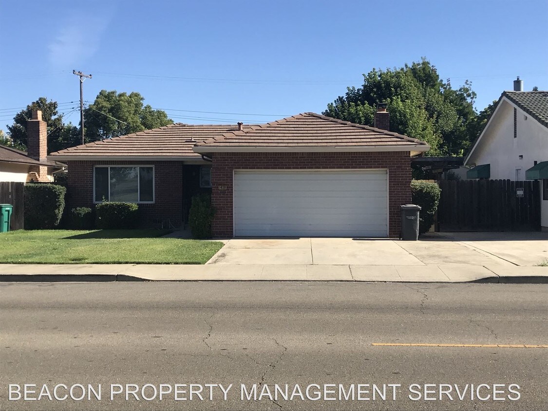 Primary Photo - 3 br, 2 bath House - 1439 W. VINE STREET