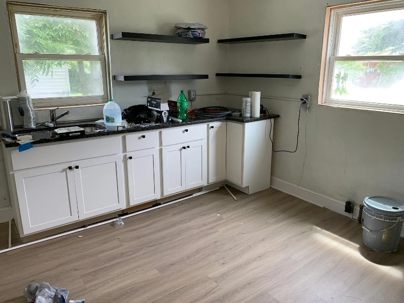 Building Photo - 408 Academy St E