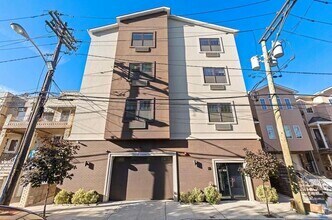 Building Photo - 422-424-424 63rd St