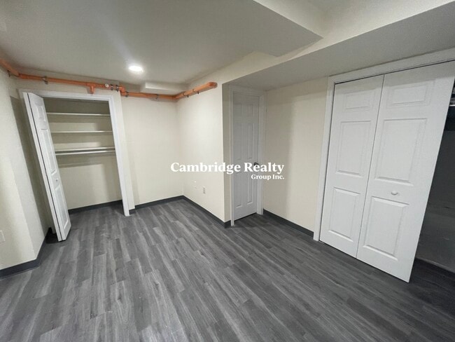 Building Photo - 357 Cambridge St