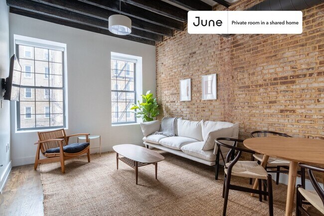 Foto del edificio - Contemporary ROOM at The Clark House