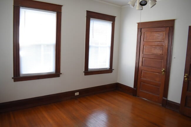 Building Photo - 417 N 5th Ave