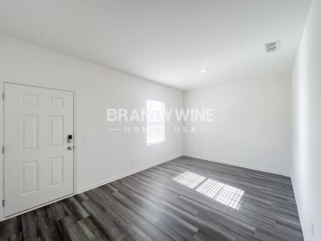 Foto del edificio - 546 Otway Lp