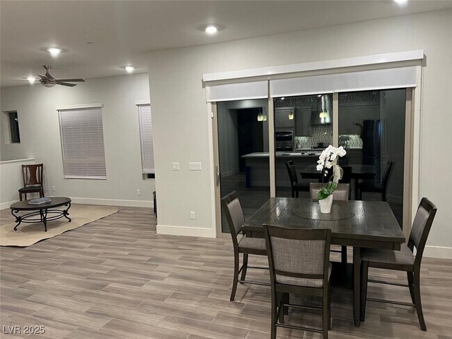 Foto del edificio - 4277 Solace St